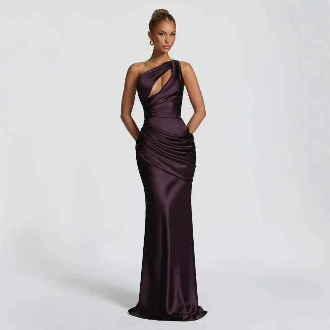 Elegant Floor-Length Evening Gown